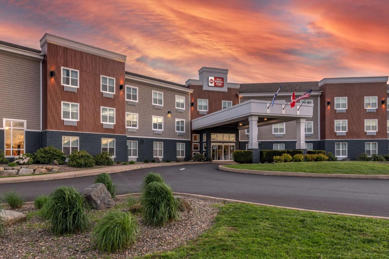 Best Western Plus Bridgewater Hotel & Convention Centre Bagian luar foto