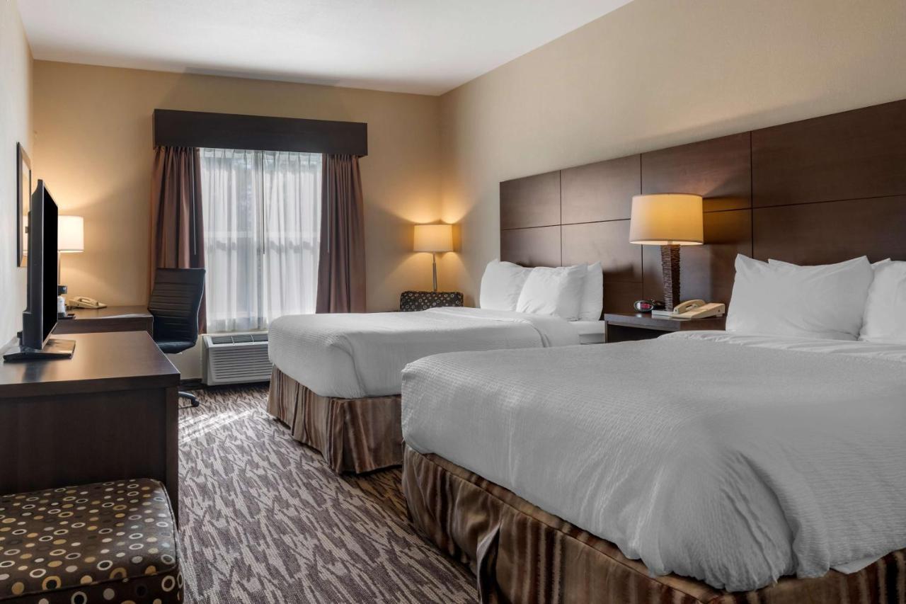 Best Western Plus Bridgewater Hotel & Convention Centre Bagian luar foto