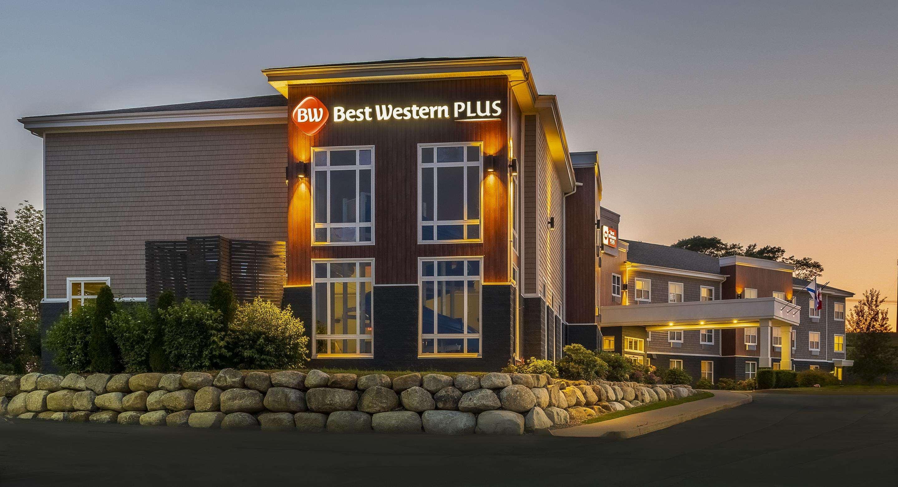 Best Western Plus Bridgewater Hotel & Convention Centre Bagian luar foto