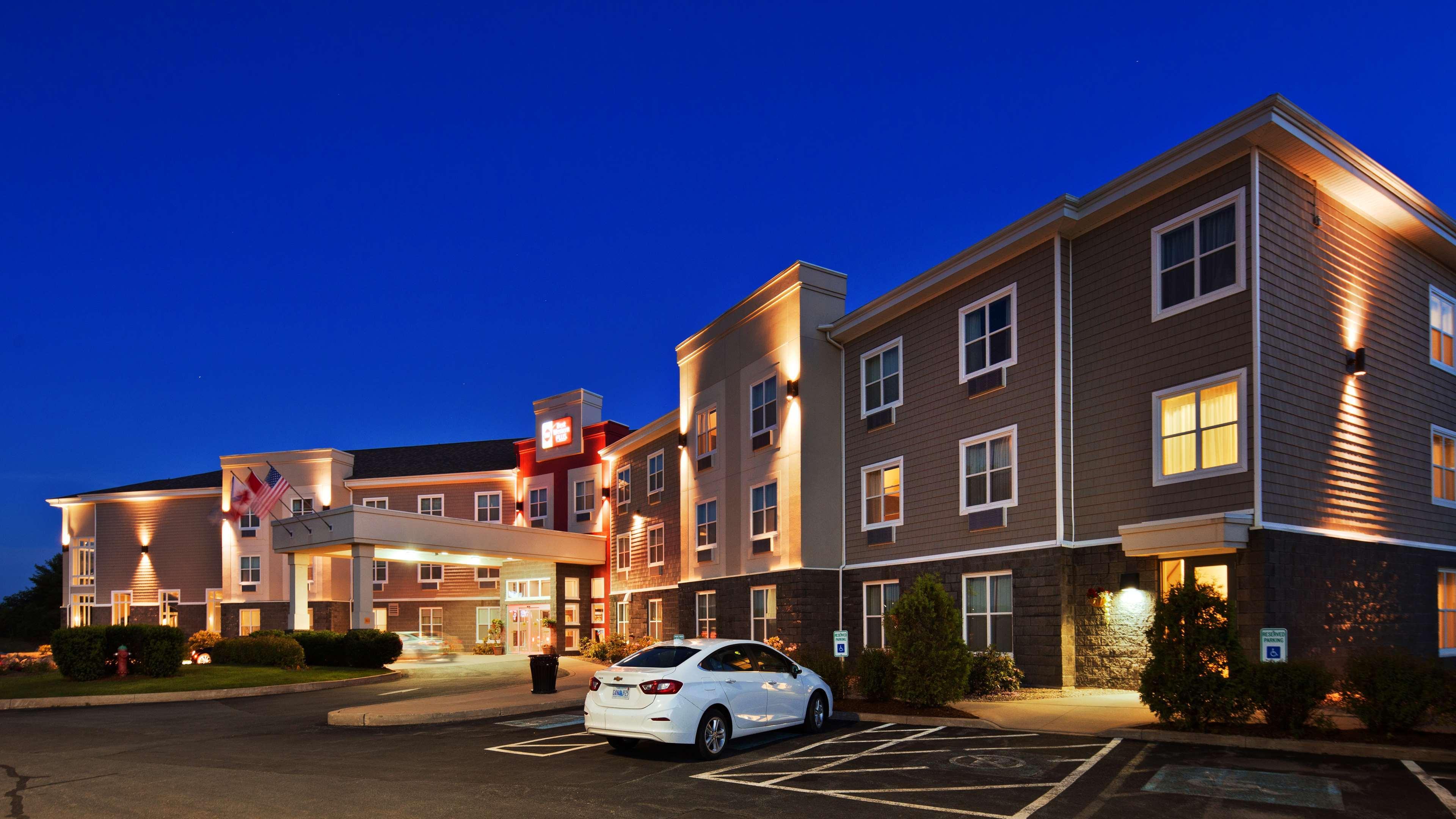 Best Western Plus Bridgewater Hotel & Convention Centre Bagian luar foto