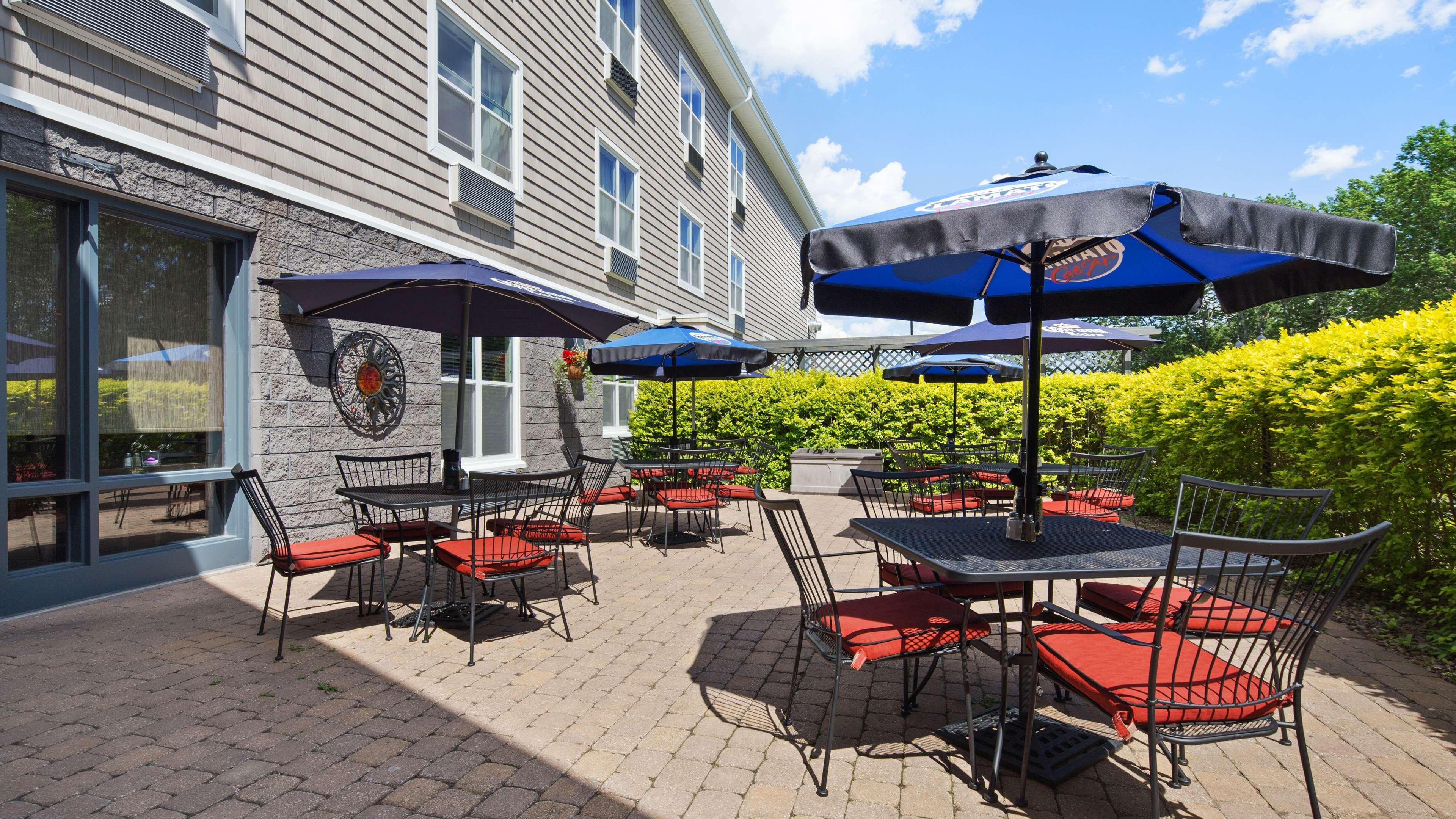 Best Western Plus Bridgewater Hotel & Convention Centre Bagian luar foto