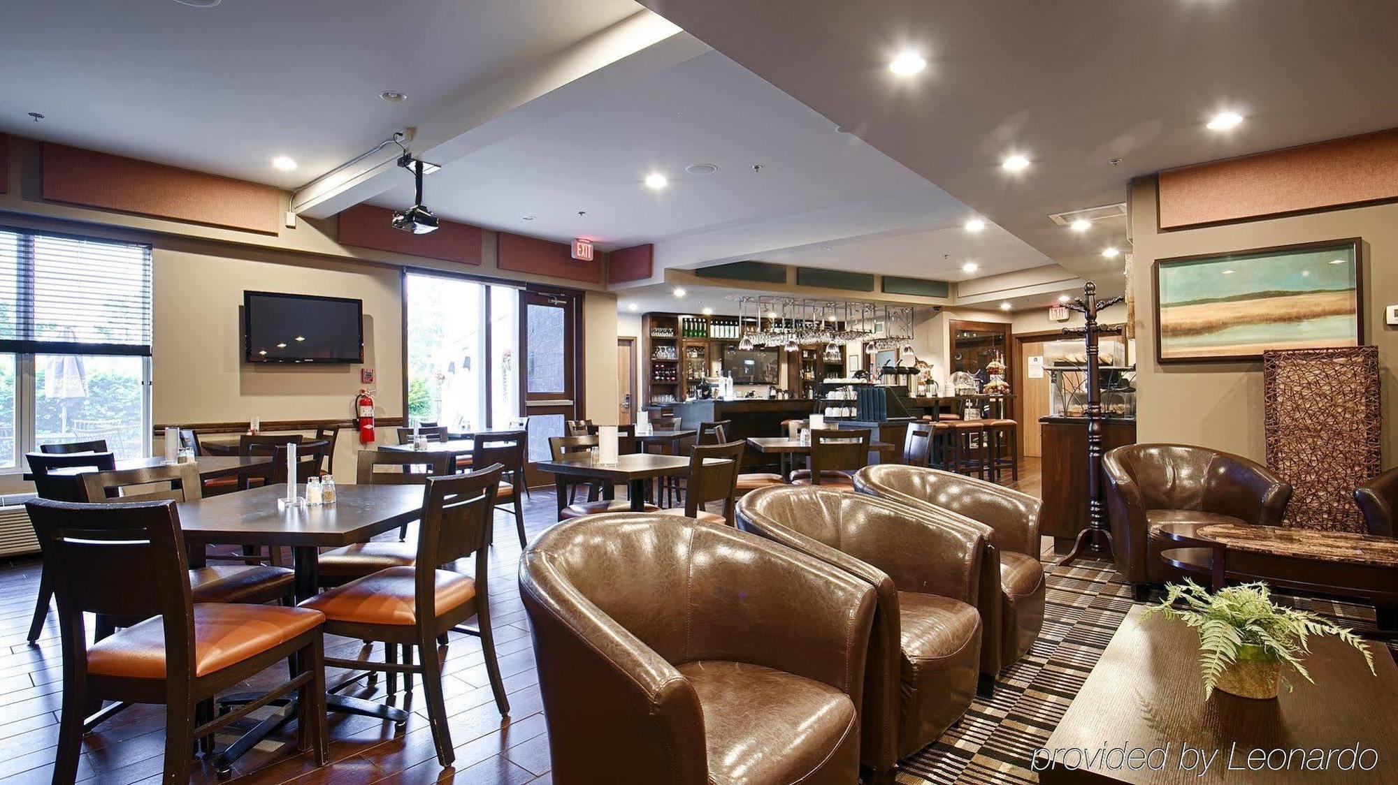 Best Western Plus Bridgewater Hotel & Convention Centre Bagian luar foto